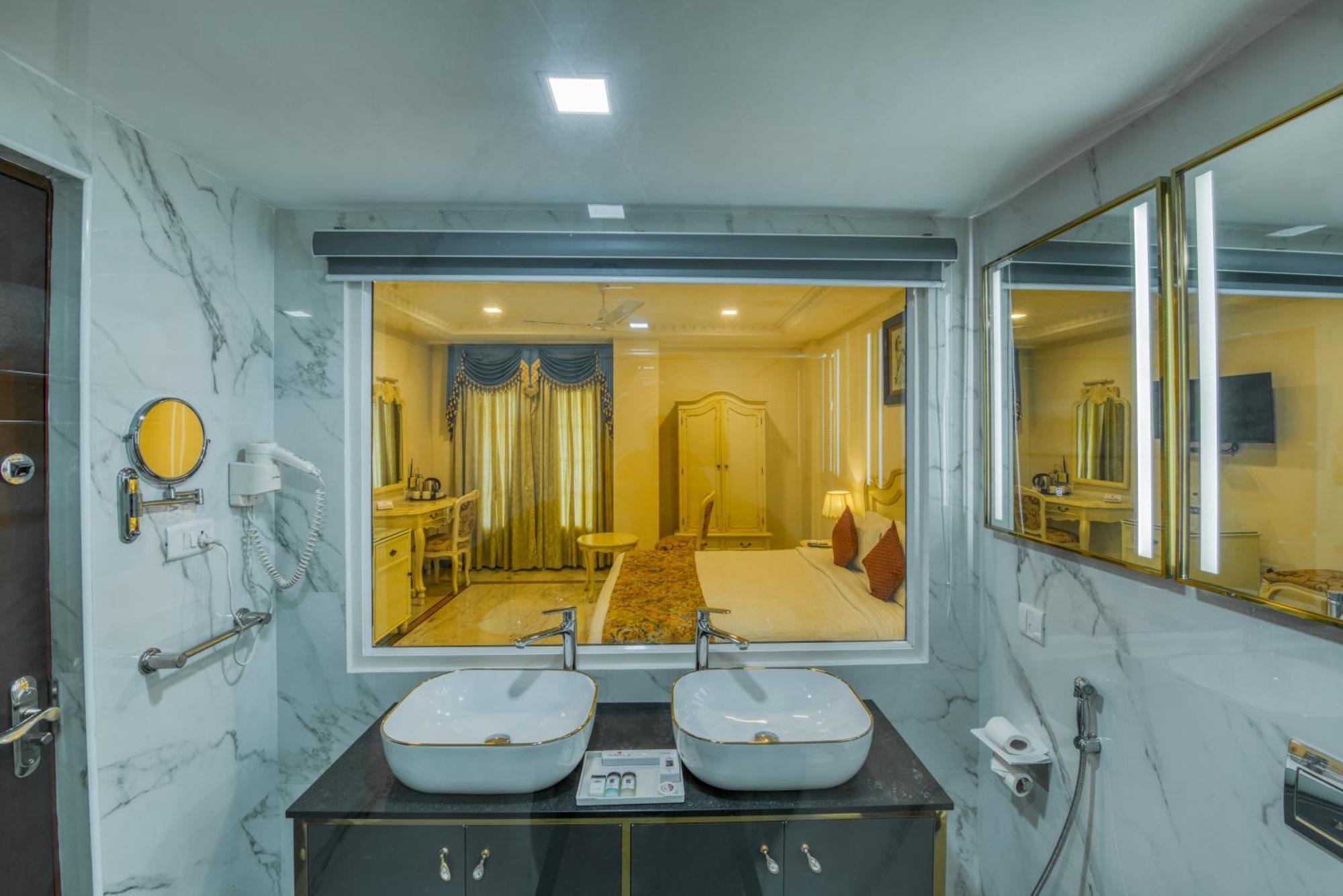 Hotel Le Royal Park Пондичерри Экстерьер фото